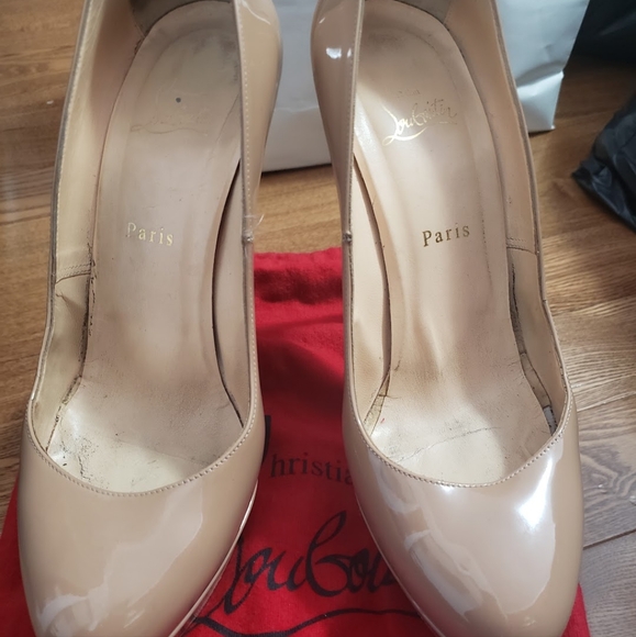 Louboutin heels - Picture 2 of 5
